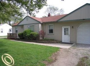 39205 Chase St, Romulus, MI 48174