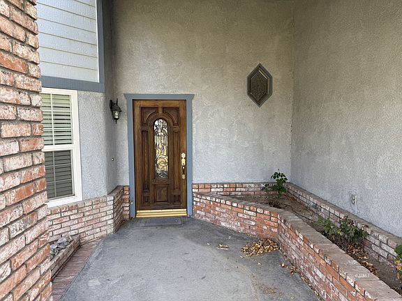 2nd image of 413 Laurkris Ct