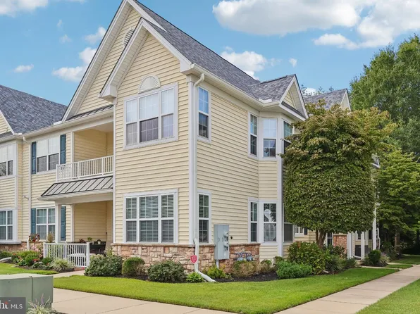 48 Pelican Pl, Thorofare, NJ 08086