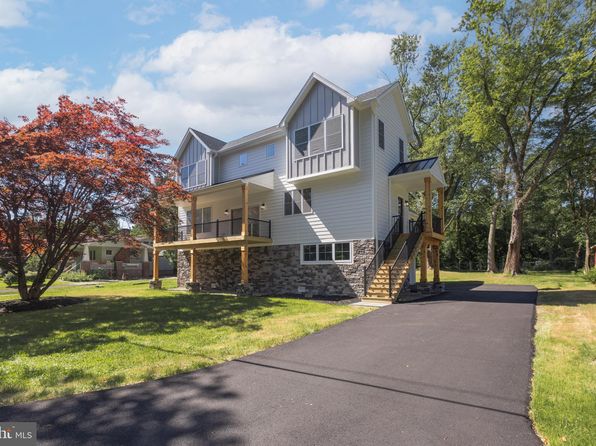 1764 River Rd, Upper Black Eddy, PA 18972