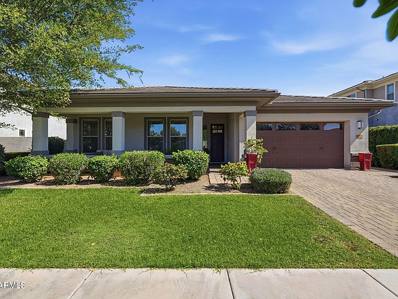 3rd image of 2912 E BLOOMFIELD Parkway