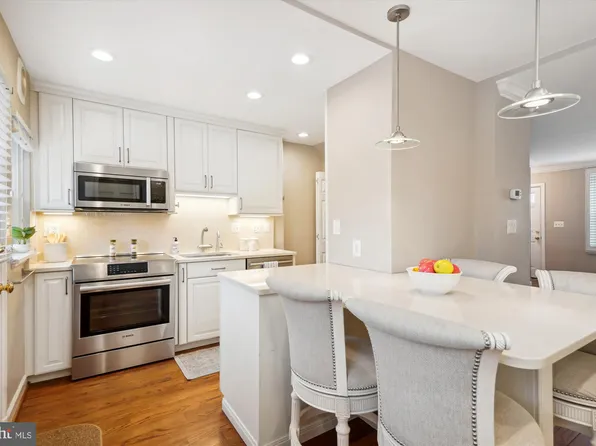 3427 S Utah St, Arlington, VA 22206