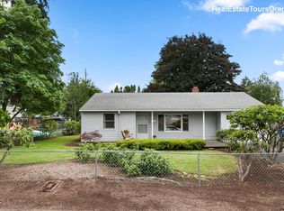 408 Columbia Ridge Dr, Vancouver, WA 98664