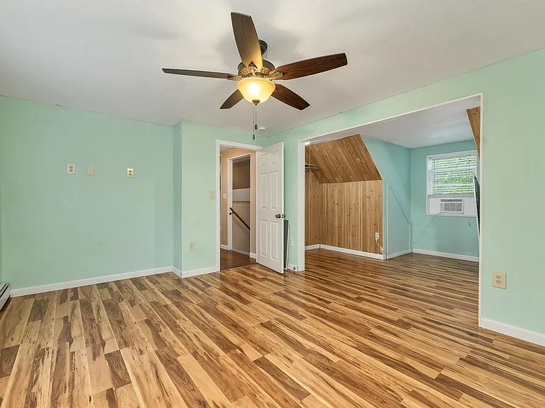 368 Chesham Rd — Photo 24