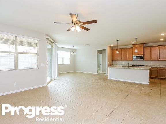4th image of 4235 Dayflower Dr