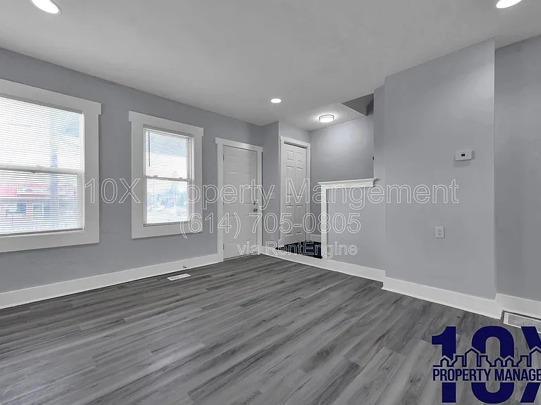 1538 E Livingston Ave — Photo 9