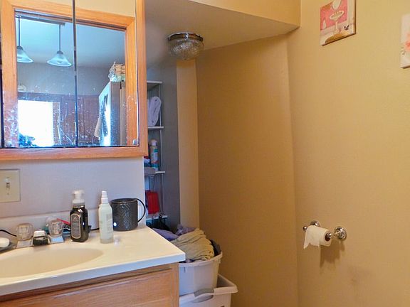 4th image of 341 National Ave