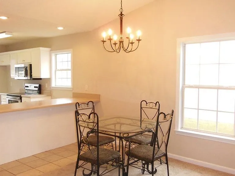 306 Evans Lake Way — Photo 6