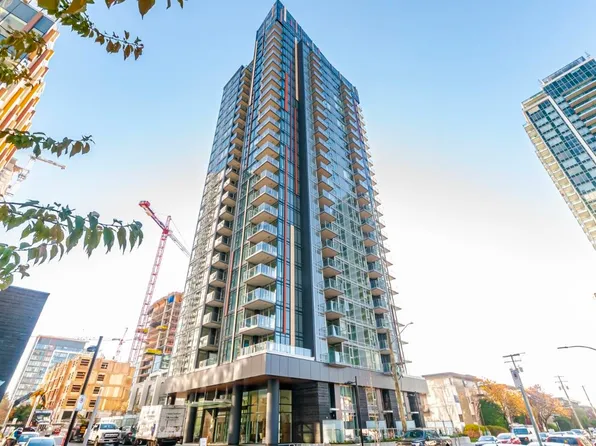 6398 Silver Ave, Burnaby, BC V5H 0C3