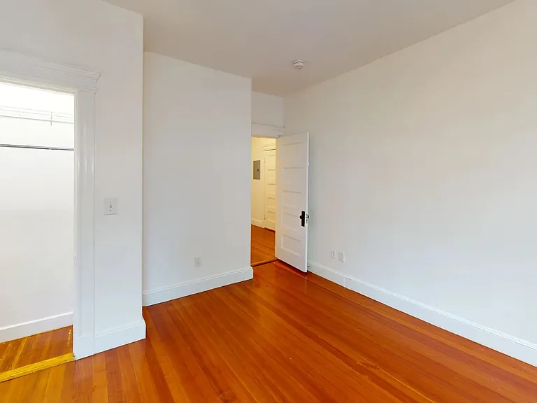 1805 Beacon St #2 — Photo 4