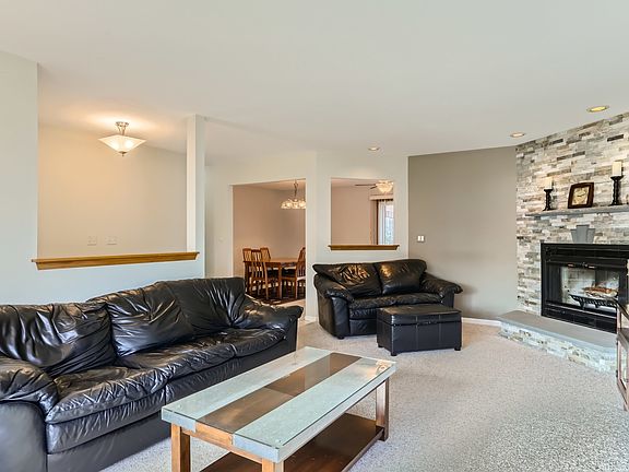 5th image of 518 Essex Pl