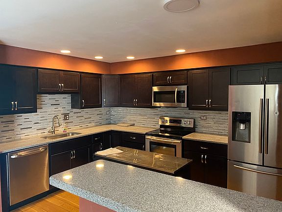 2nd image of 38 W Wimbolton Dr