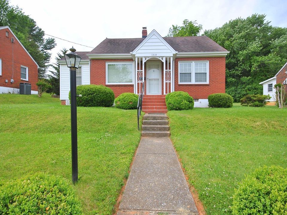1319 Fort Manor Dr, Lynchburg, VA 24502 Zillow