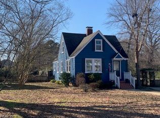 81 Alleghany Rd, Hampton, VA 23661