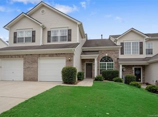 12218 Stratfield Place Cir, Pineville, NC 28134