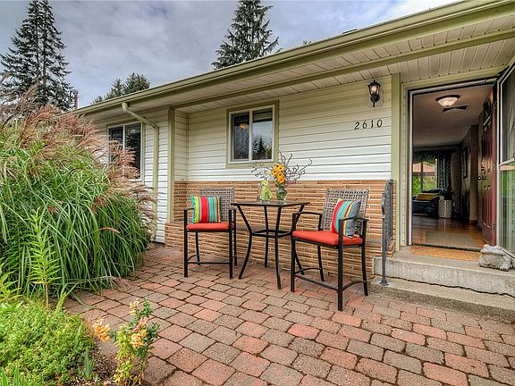2nd image of 2610 51st Ave SE
