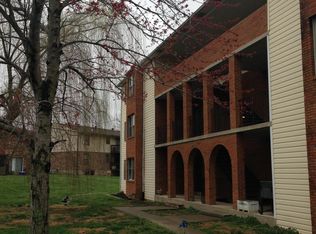 424 Harrodsburg Ln, Frankfort, KY 40601