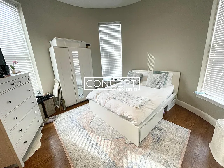 497 Commonwealth Ave #1 — Photo 3