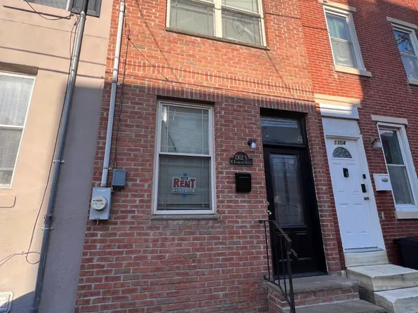 1302 N Randolph St, Philadelphia, PA 19122