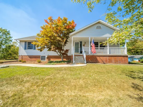 900 Jeanette Ln, New Castle, IN 47362