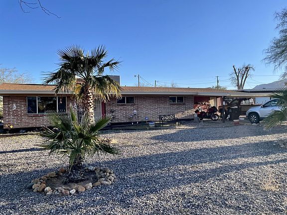 2nd image of 819 W Thunderbird Dr
