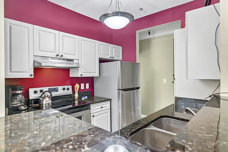 2 bed, 2.5 bath, 1057 sqft, $2,950 — Photo 3