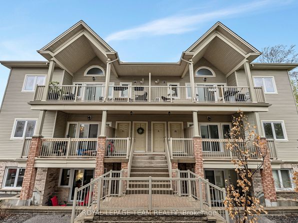 1109 Stittsville Main St #L, Ottawa, ON K2S 0C6