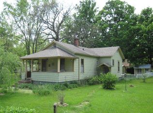 13258 California Rd, Sawyer, MI 49125