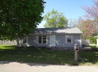 114 E 3rd St, Rochester, IN 46975