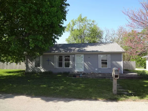 114 E 3rd St, Rochester, IN 46975