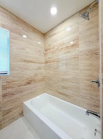 4 bed, 2.0 bath, $3,200 — Photo 3