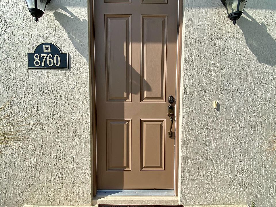 2nd image of 8760 Napolo Dr #8760