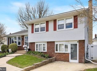 8 Toby Ln, Hamilton, NJ 08620