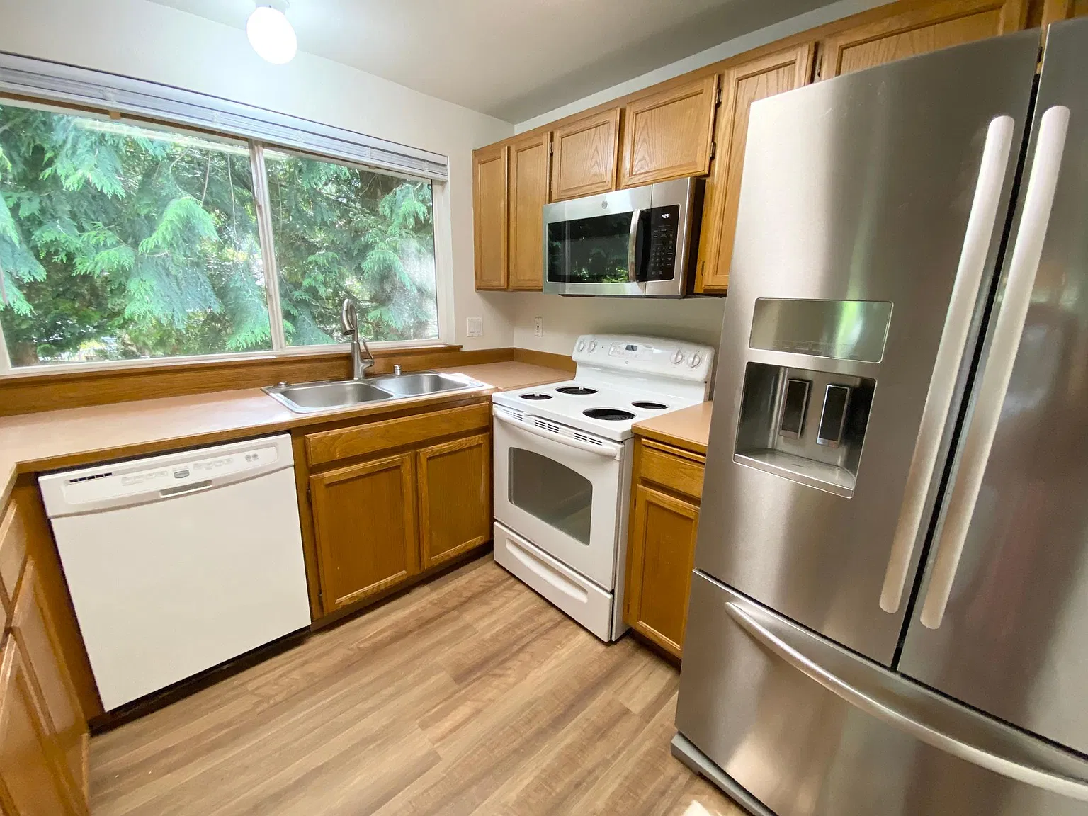 1016 234th Place SW — Photo 4