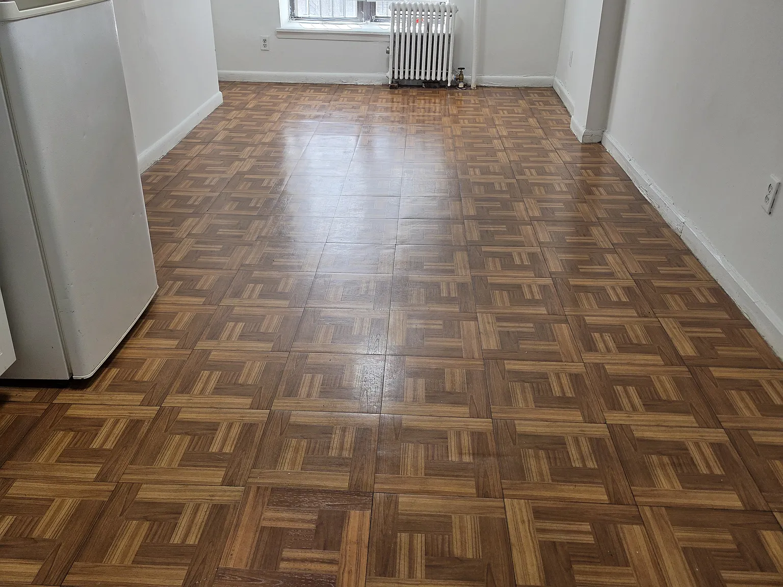 531 East 6th Street — Photo 2