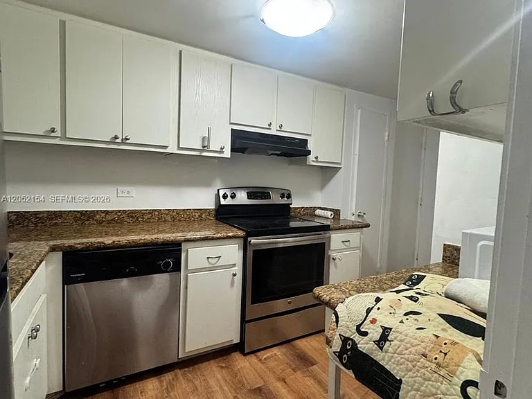 905 Brickell Bay Dr #623 — Photo 18