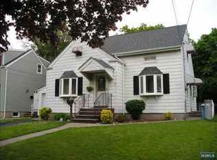 76 Plymouth Rd, Nutley, NJ 07110