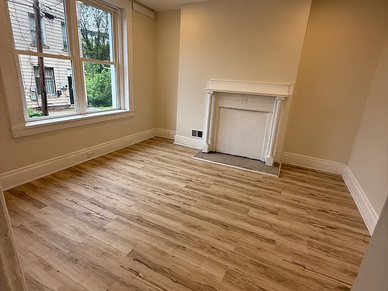 230 Wick St — Photo 14