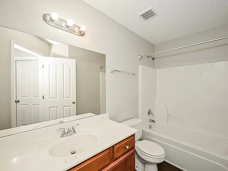 1057 Tammy Sue Ln — Photo 16