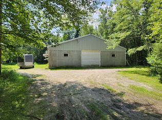 165 Valview Dr, Auburn, ME 04210