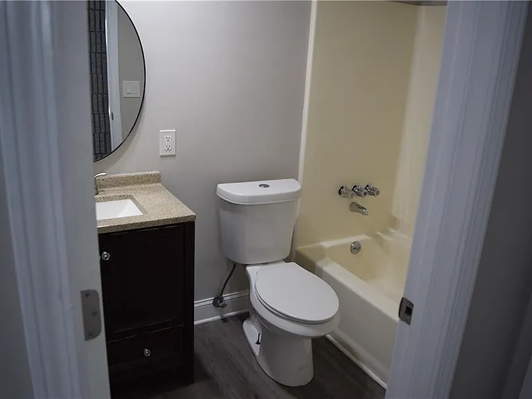 227 Goshen Ln — Photo 13