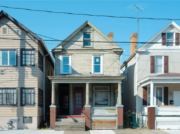 221 McKean Ave, Charleroi, PA 15022