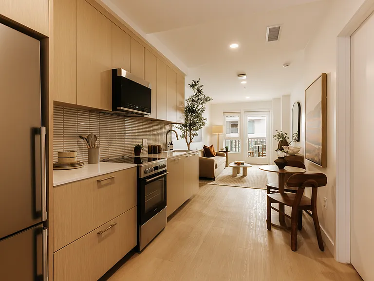 Santa Monica Collection — Photo 10