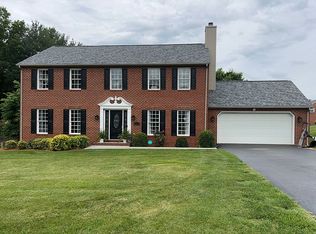 4824 Labradore Dr, Roanoke, VA 24012