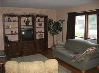 413 Woodcrest Ln, Milton, WI 53563