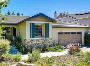 108 E Country Club Dr, Brentwood, CA
