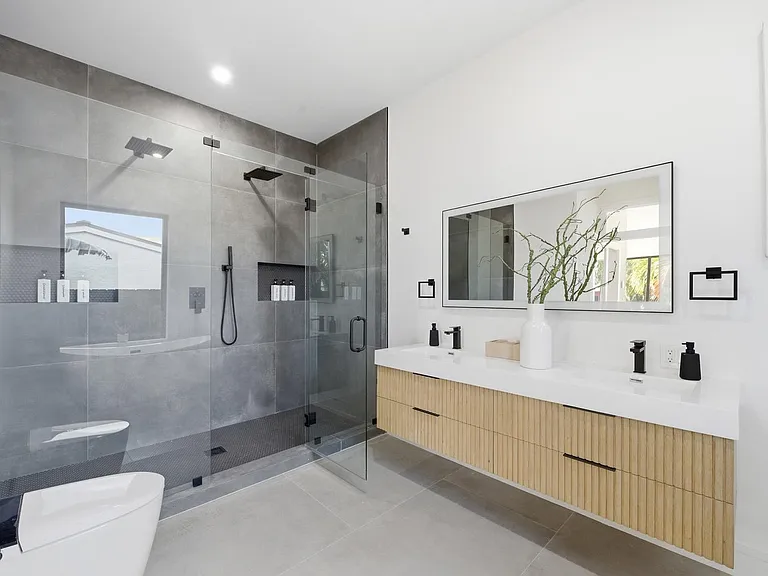 1308 Avocado Isle — Photo 28