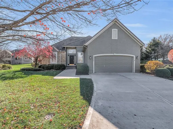 11750 W 143rd Ter, Olathe, KS 66062