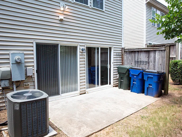 8312 Pilots View Dr — Photo 23