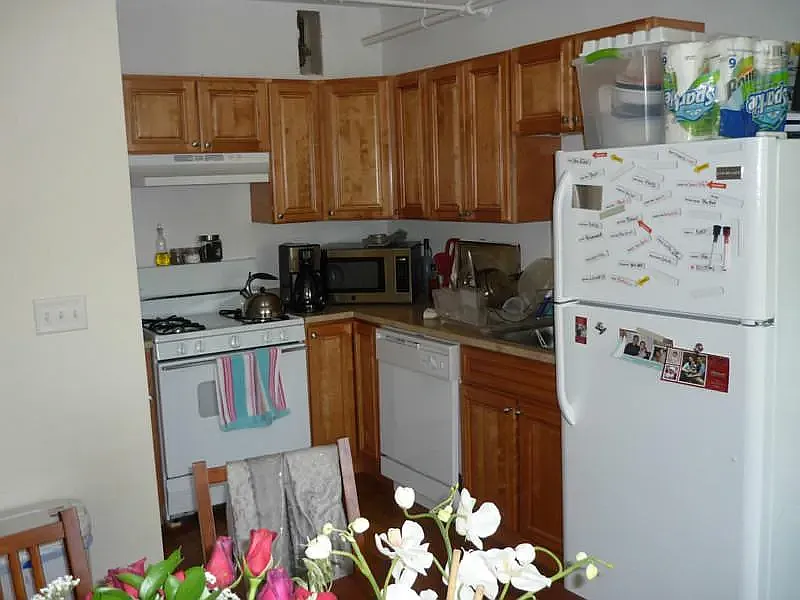 2 bed, 700 sqft, $2,600 — Photo 2